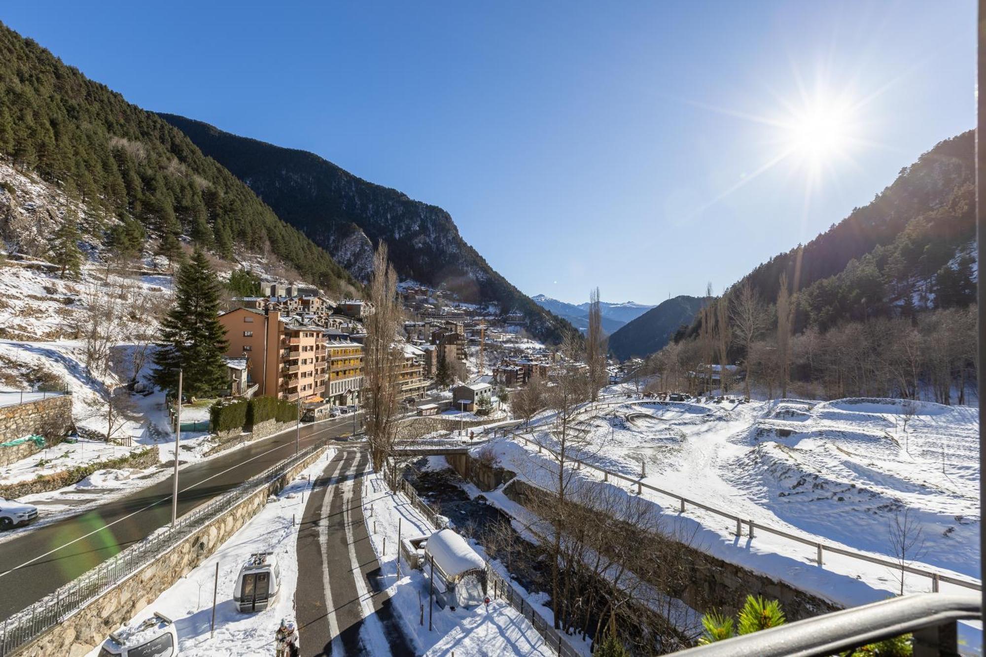 Apartaments Sant Moritz Arinsal Zewnętrze zdjęcie